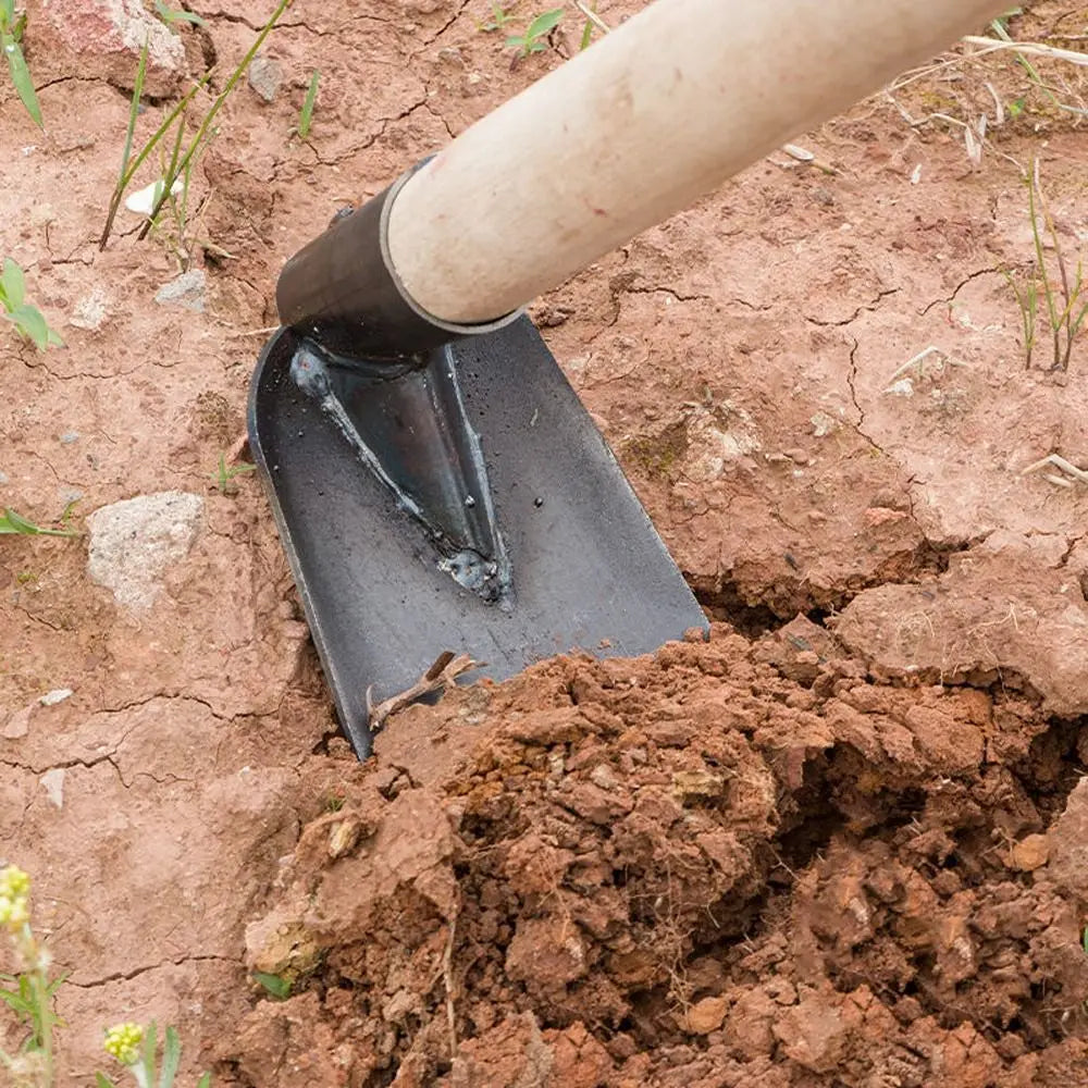 Durable Garden Hoe Household Outdoor Farming Tools Forging Weeding Hoe for Digging Soil Planting Vegetables Flowers