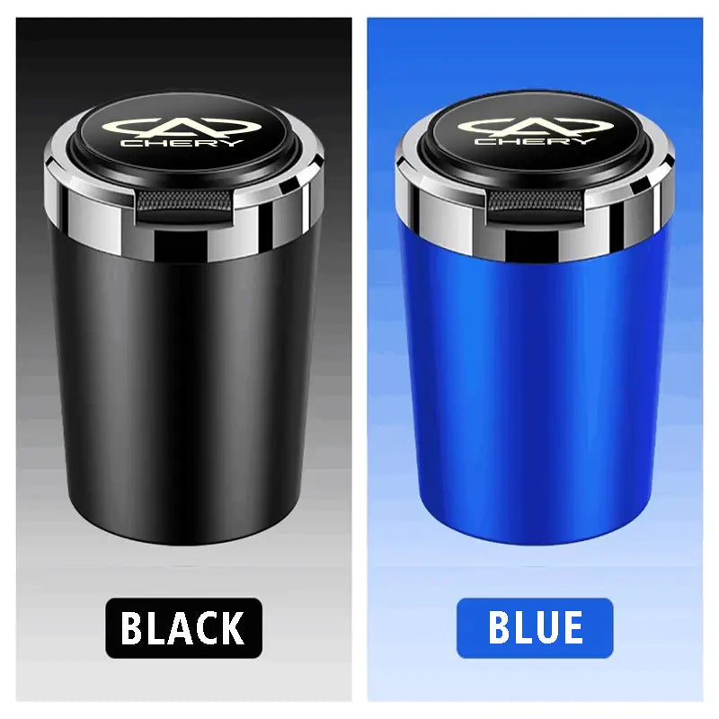 Cendrier de voiture lumineux pour véhicule en métal noir et bleu, Chery LED, au design cylindrique épuré, avec logo Chery sur le couvercle.