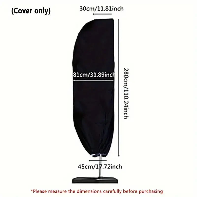 Housse de parasol déporté noire imperméable en tissu, avec dimensions affichées pour une protection en extérieur.