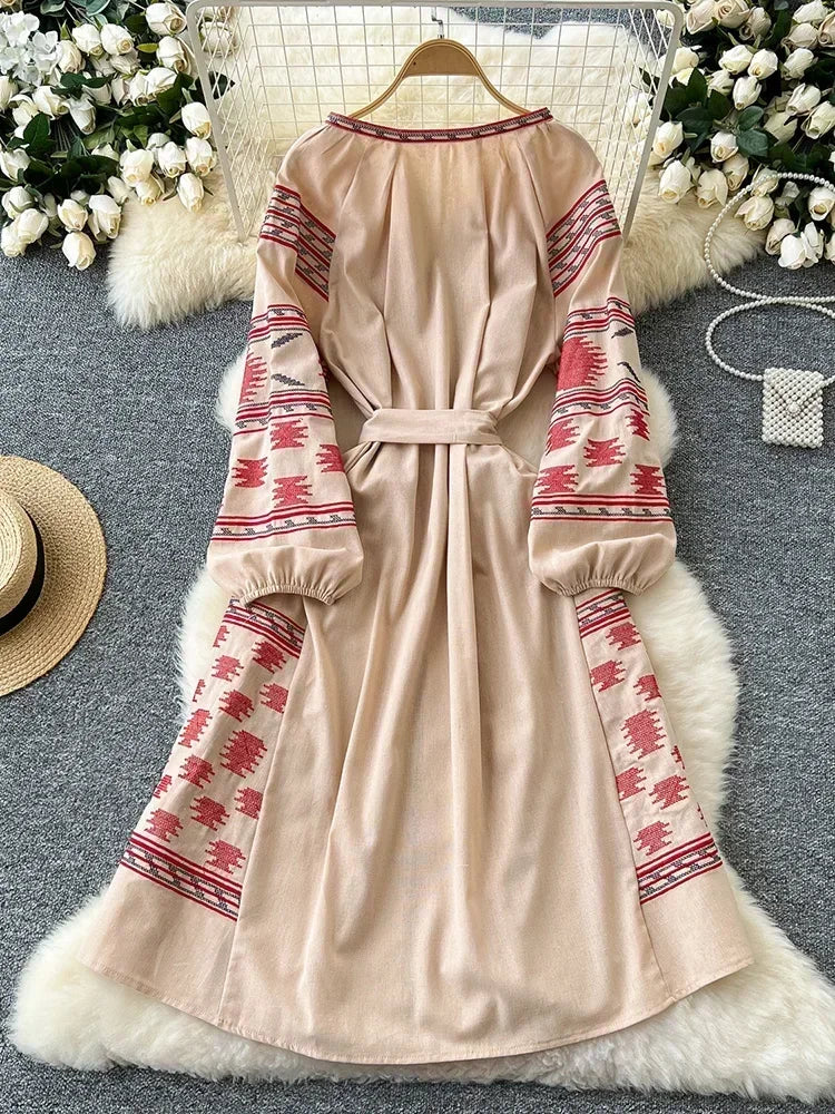 Bohemian Retro Ethnic Style Dress Women's Spring Autumn Embroidered Lace Up Lantern Sleeves Waist Cinching Long Dress A153