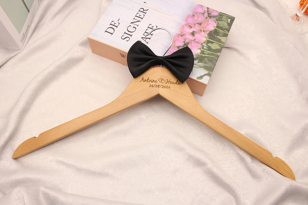 Personalised Wedding Hanger Custom Wedding Dress Hanger Bridal Hanger Engraved Names and Date Wooden Hanger Bridal Shower Gifts