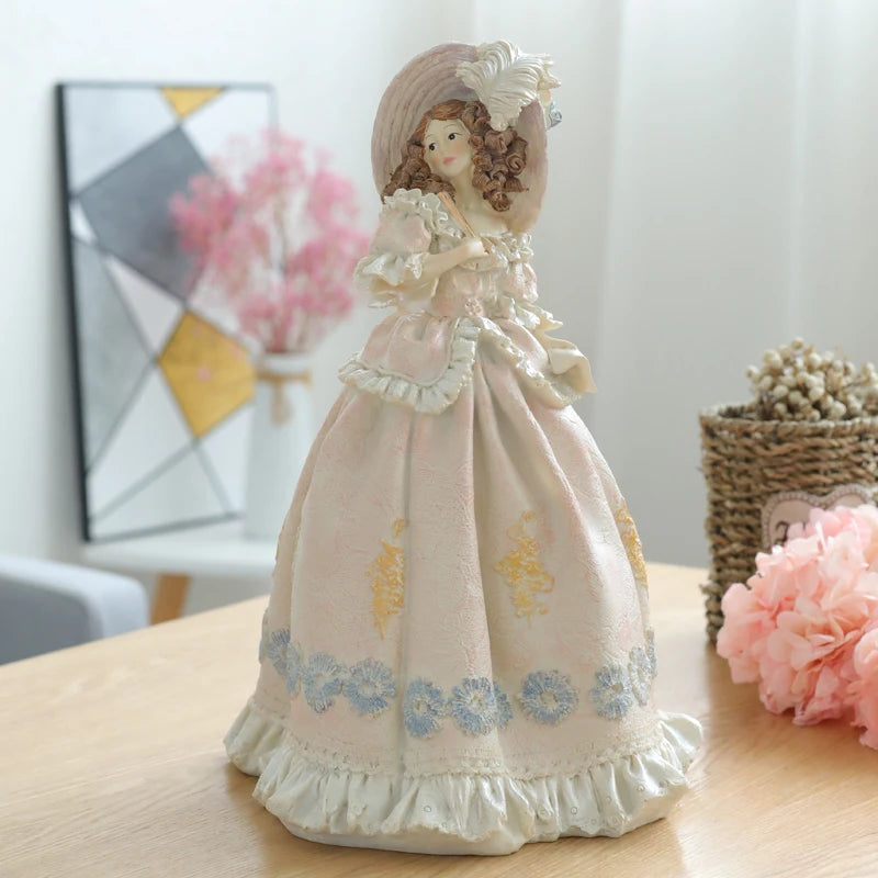 European Style Character Ornaments Creative Home Decor Desktop Living Room Wine Cabinet Bedroom Decoration Modern and Simple
