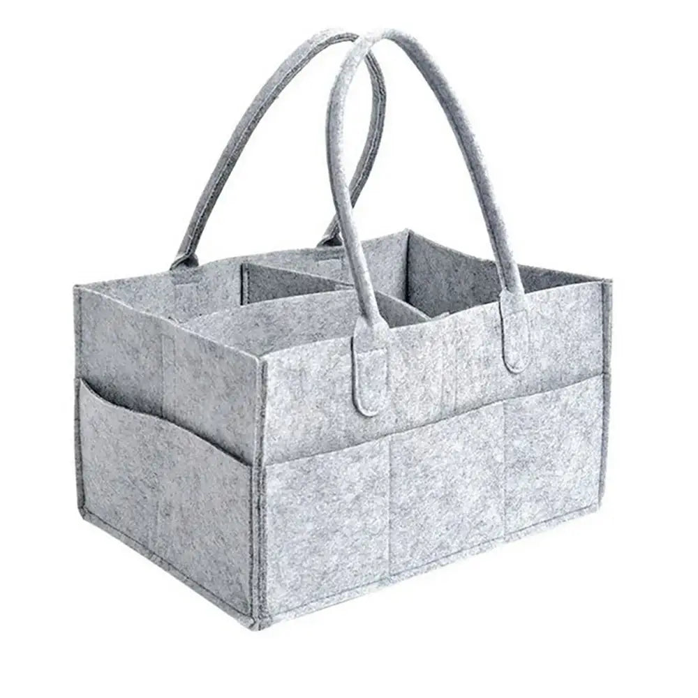 Organizer-Tasche aus grauem Filz für Windelwickelutensilien mit doppelten Tragegriffen und mehreren Fächern für eine effiziente Aufbewahrung und Ordnung.