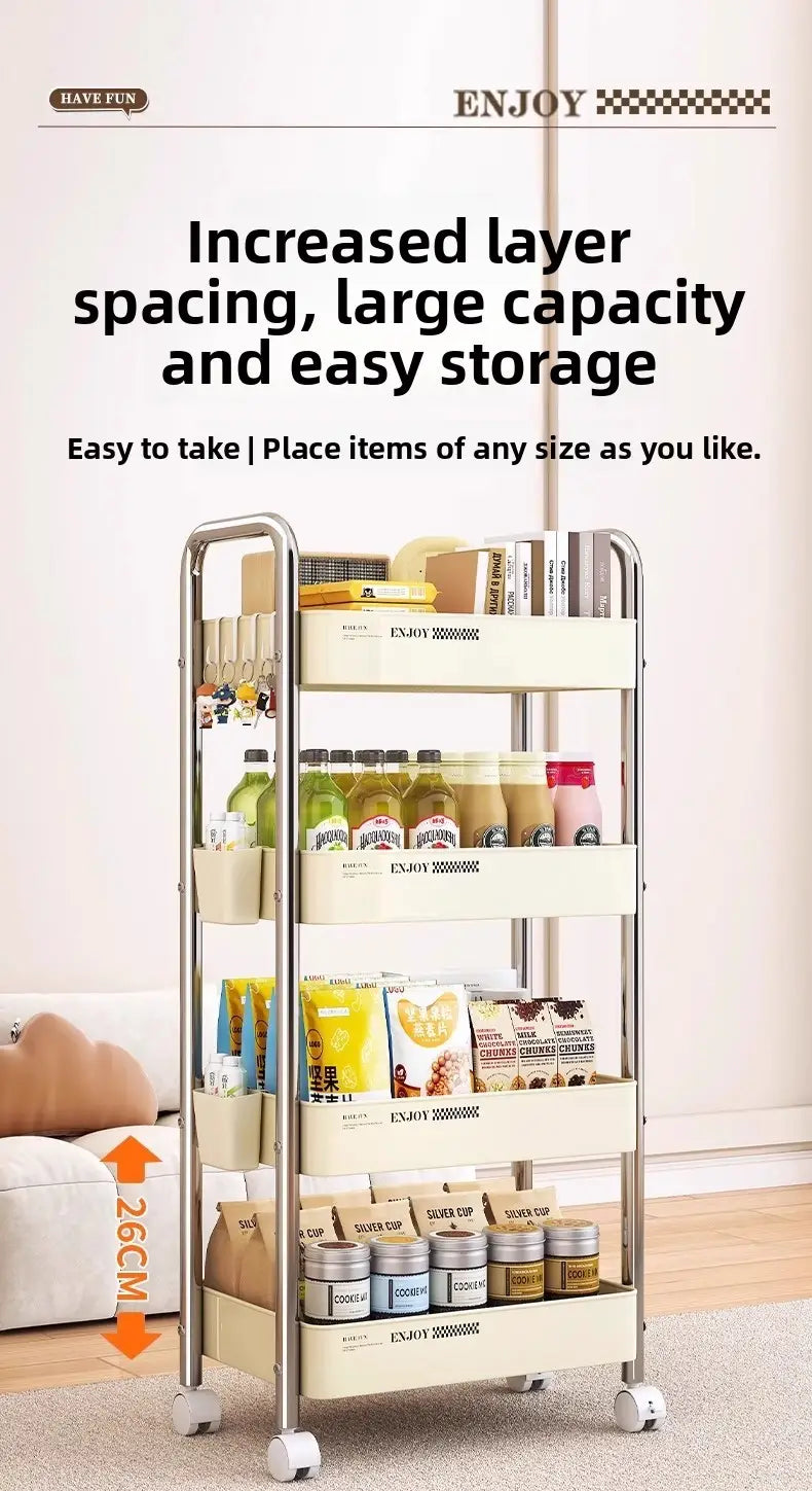 Mehrstufiges Rollregal mit cremefarbenen Kunststoffböden und einem Edelstahlrahmen, gebrandet mit „enjoy“, zur Organisation und für einfache Mobilität.