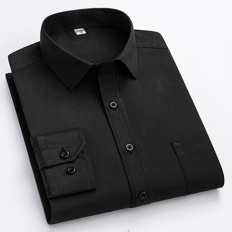 Herren gestreiftes Businesshemd mit langen Ärmeln in Schwarz mit klassischem Kragen und geknöpften Bündchen für formelle Kleidung.