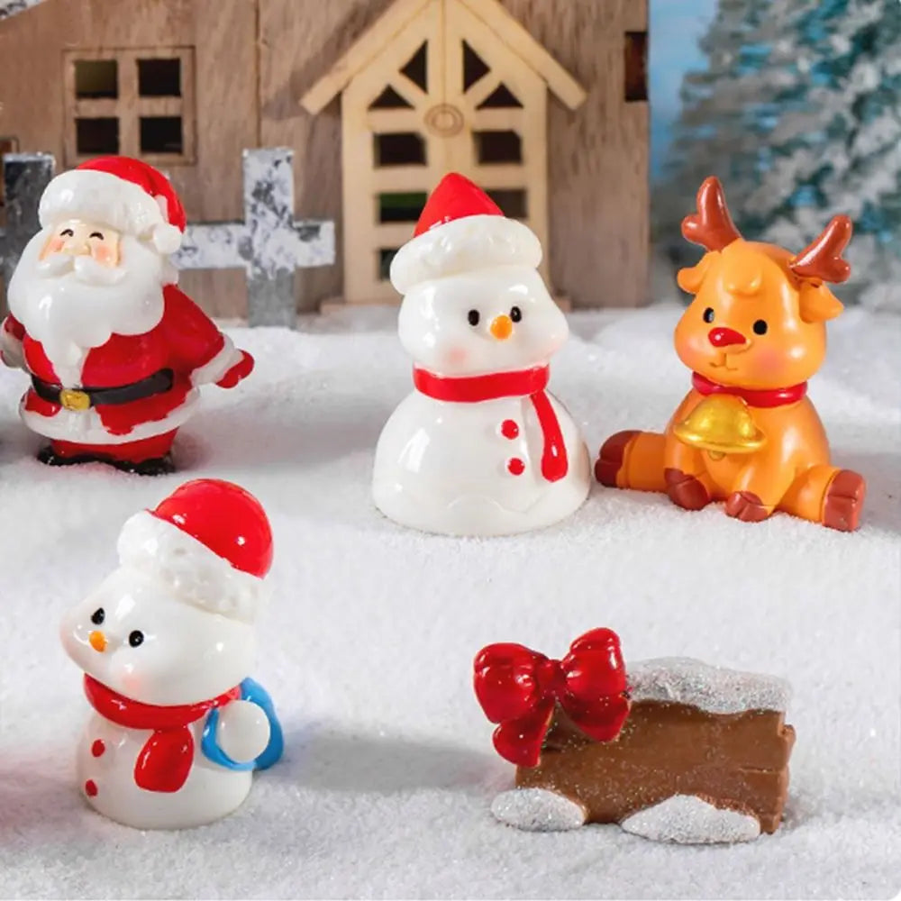 Funny Bonsai Decor Micro Landscape Resin Snow Scene Santa Claus Figurines Mini DIY Christmas Ornaments New Year Decorations