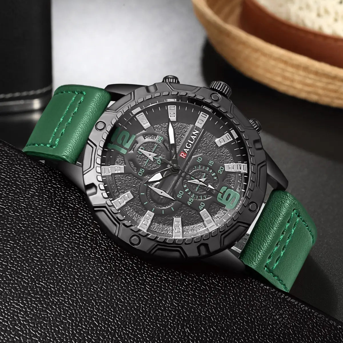 Montre à quartz pour homme avec chronographe, en cuir, avec design raglan noir et vert, cadran texturé, aiguilles et index à tons argentés, et bracelet en cuir cousu.