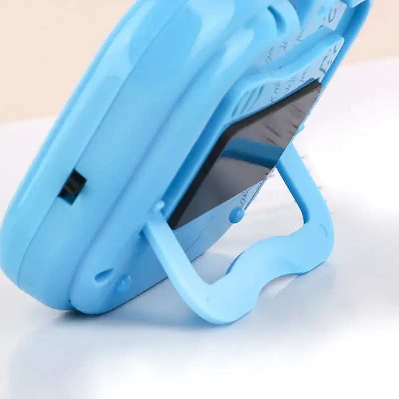 Hellblaues Silikon-Tablet-Etui mit integriertem Standfuß für die digitale Küchentimer-Magnet-Zähluhr.