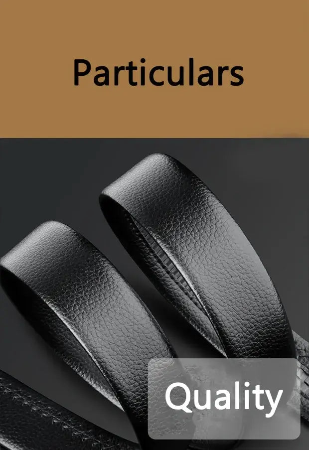 Ceinture en cuir pour homme à boucle automatique, noire, à surface texturée et coutures précises.