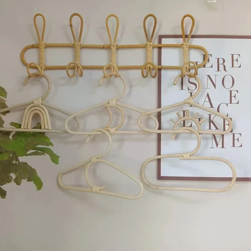 5-Hook Rattan Wall Hanger Kids Garments Organizer Rack Clothes Hat Hanging Hooks Practical Storage Decor For Kids Room Daily Use