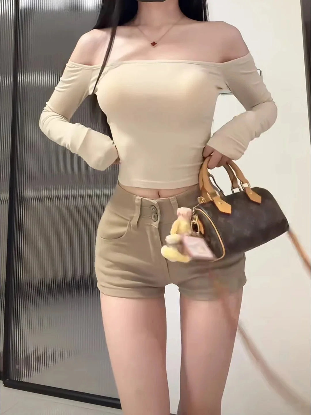 Sexy Sweet Spicy One-Shoulder Long Sleeve Top And High-Waisted Short Jeans Women's Fashion Set High Waist Tight Fit Bodycon D...