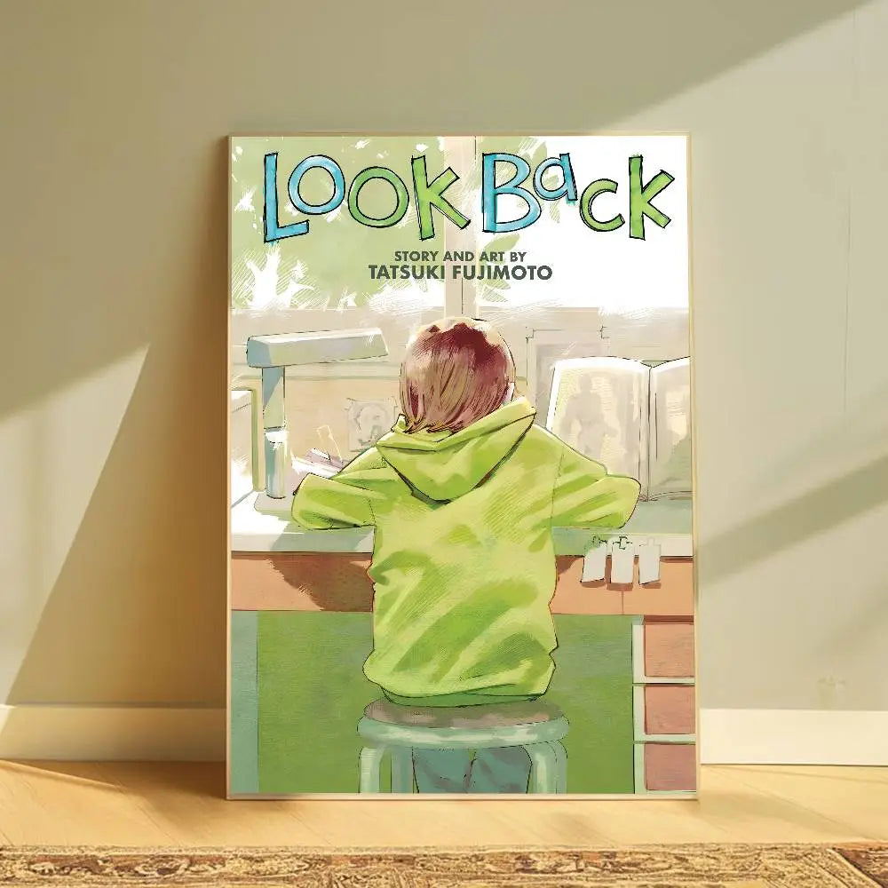 Póster artístico con marco que presenta a un niño con sudadera verde lima sentado en un escritorio, con el título look back y el crédito del artista a tatsuki fujimoto; ideal como arte mural gráfico moderno para exhibición en la sala de estar.