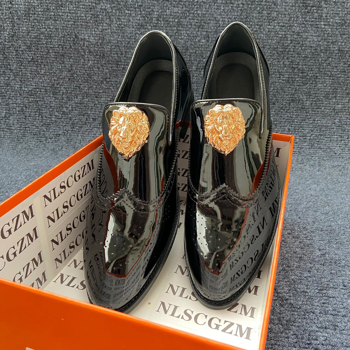 Dress Shoes Men Party Flats Black Golden Decoration Formal Brogues Patchwork Casual Shoes Handmade Wedding Men Loafers Moccasins
