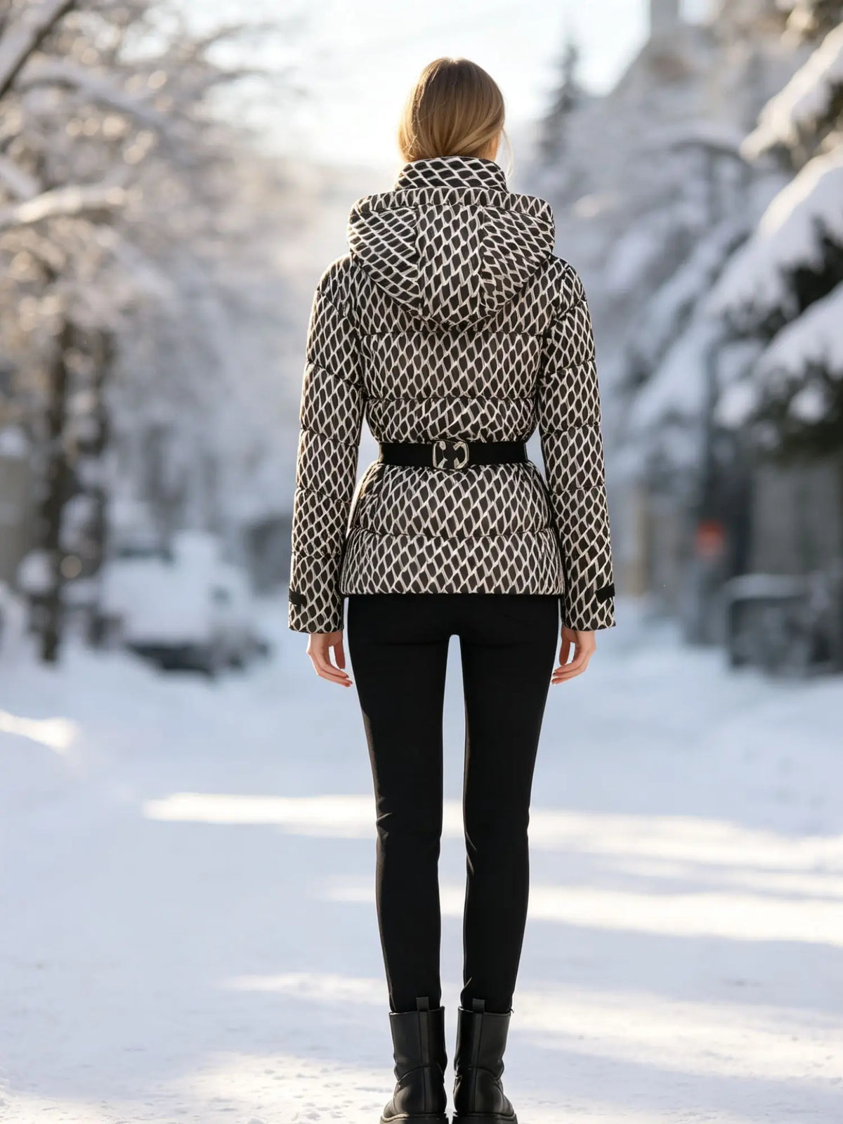 Women's Fashionable Winter Warm Jacket Casual Versatile Detachable Hood Coat with Belt Zippered Windproof  Outdoor Clothes