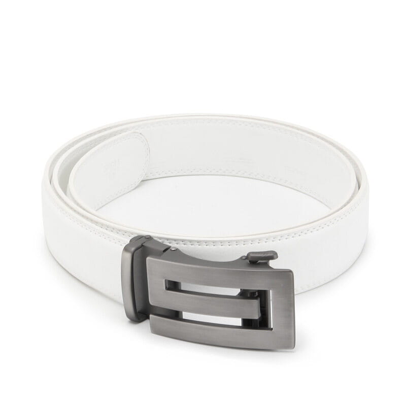 Ceinture automatique en cuir pour homme, avec une sangle en cuir blanc et une boucle métallique à finition mate élégante.