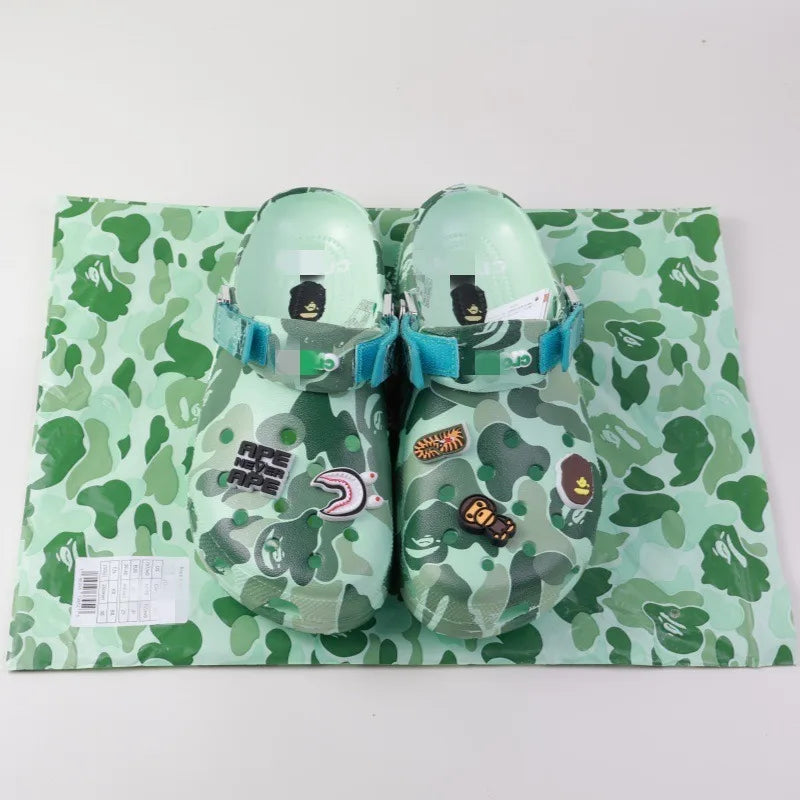 Anime Model Toys Gifts Camouflage-style Couple's Sandals, Suitable for Outdoor Anti-slip Beach Sandals Branded Perforated Shoes
