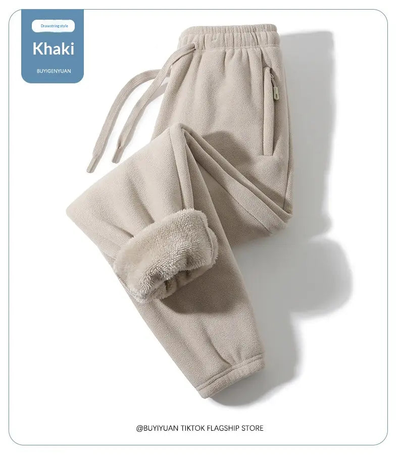 Pantalons de survêtement d’hiver décontractés pour hommes doublés en polaire en kaki, avec une doublure intérieure moelleuse et confortable et une ceinture à cordon de serrage élastique.