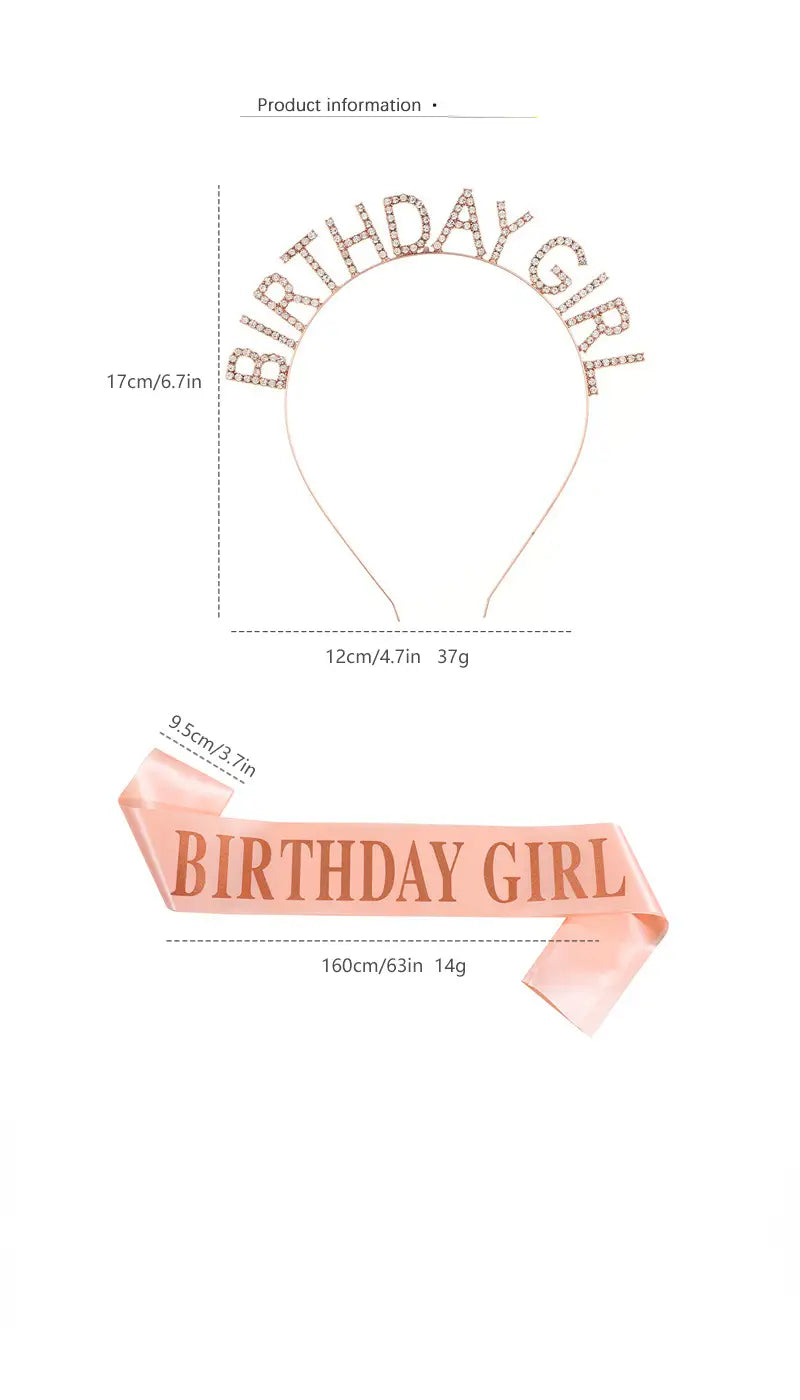 Una diadema tipo tiara brillante color rosa para chica de cumpleaños, con pedrería, adornada con pedrería y con una banda de satén transparente a juego para uso en celebraciones.