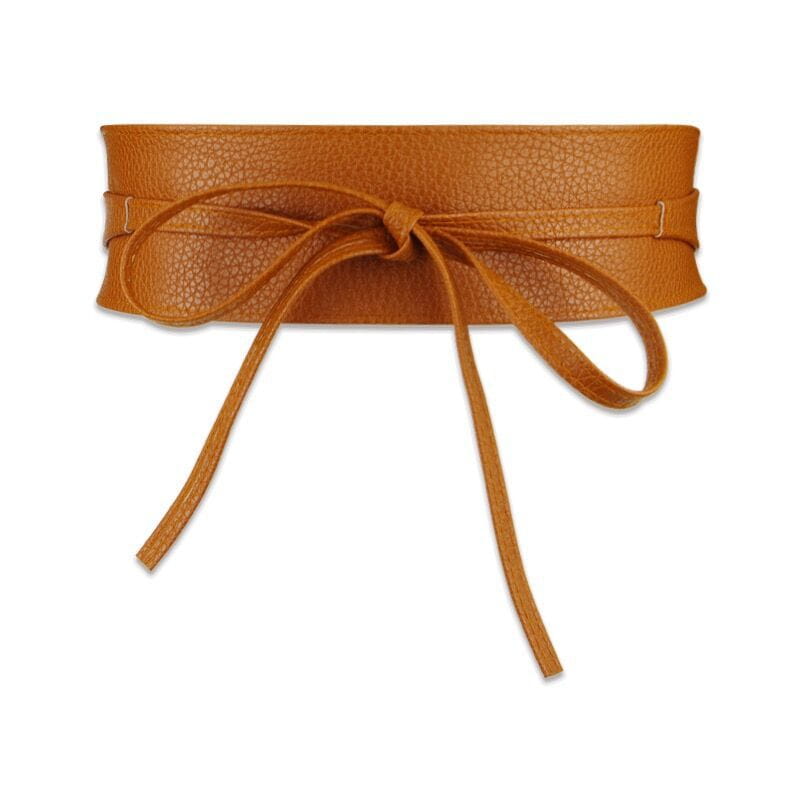 Ceinture large enveloppante en cuir camel pour femmes, présentant un cuir texturé et un nœud papillon noué au centre.