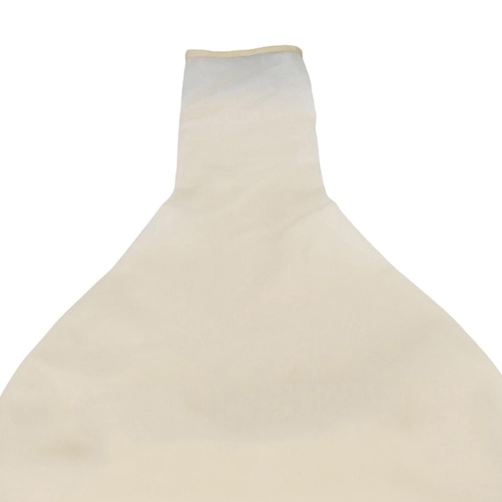 Pochon en tissu à la texture douce de couleur crème, à col froncé et à forme effilée, conçu pour une décoration de ballon de mariage de 36 pouces, pour une fête romantique.