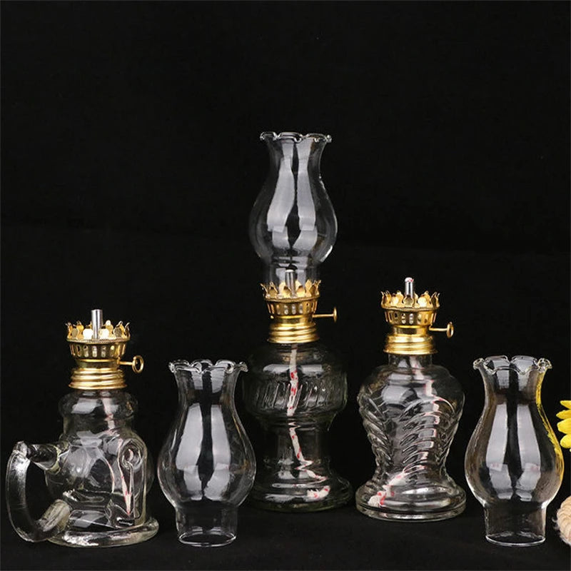 Glass Oil Lamp Classic Retro Vintage Lantern Portable High Capacity Indoor Outdoor Home Decorative Lighting Durable Emergency