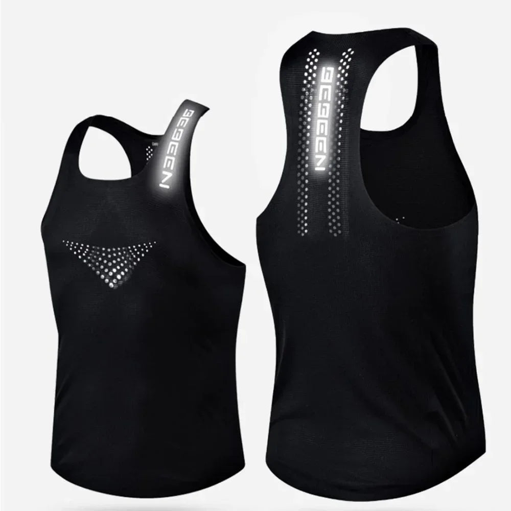 Men's Running Vest Breathable Mesh Quick Dry Lightweight Athletic Gym Workout Tank Top Sportswear for Marathon Training Jogging