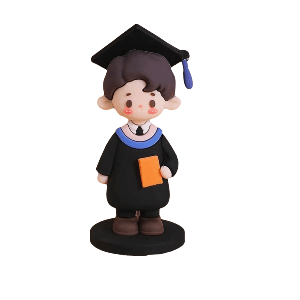 Sujet de gâteau de remise des diplômes, figurine de diplômé mignonne portant une robe noire avec un col bleu et une toque de graduation noire avec un gland bleu, tenant un livre orange.