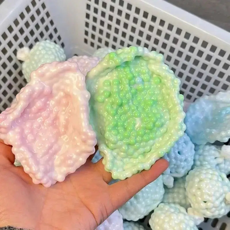 Pastellfarbene strukturierte Harz-Stressbälle mit buckeligen Oberflächen und sanften Farbverläufen, entworfen als ASMR-knisternde Fidget-Spielzeuge zur Stresslinderung und zum sensorischen Spiel