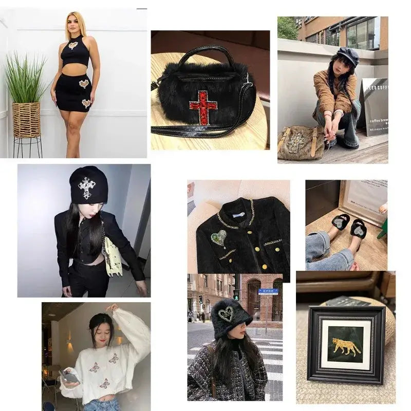 Sac moelleux noir arborant une pièce d’ornement pour sac, broche en forme d’aile d’ange en perles avec une croix rouge, à titre d’ornement décoratif.