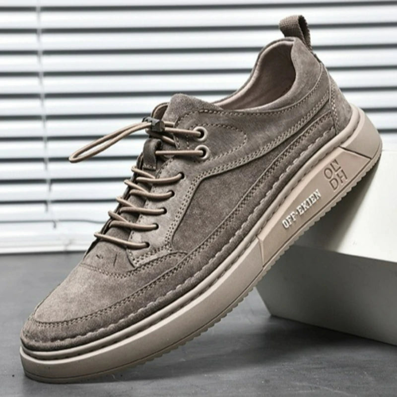 Men Shoes Leather Loafers Luxury Breathable Slip-on Flat Shoes Solid Color Non-slip Casual Shoes Outdoor Soft Sole Men Sneakers