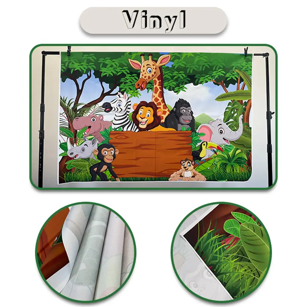 Une couverture de porte en vinyle de fond photographique de fête de Pâques du Christ Jésus chrétien, au thème jungle dynamique, présentant une girafe, un lion et un éléphant de style dessin animé, dans un feuillage vert luxuriant.
