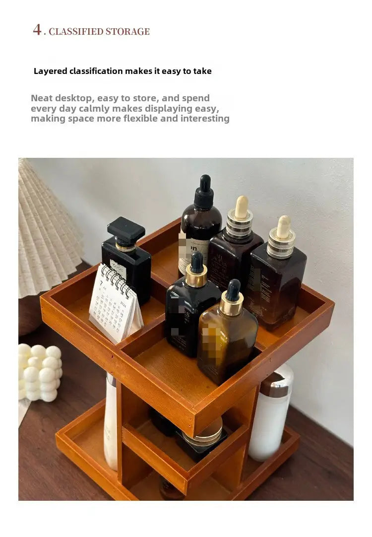 Organisateur de maquillage en bois pivotant fabriqué en bois clair, avec deux étages et des compartiments pivotants pour le rangement.