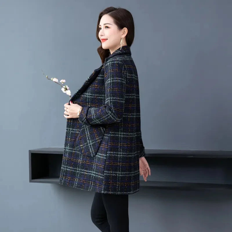 Women Woolen Coat Autumn Winter Thicke Plaid Wool Blended Jacket Large Size Mother Clothes Female Long-Sleeved Outwear