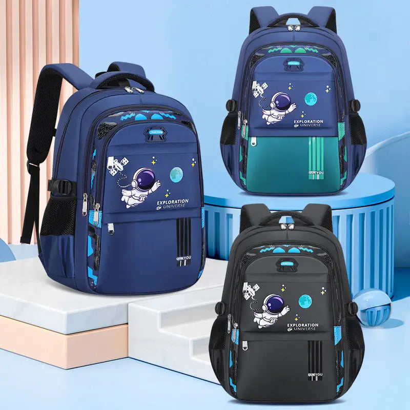 Blau-schwarze Jungen-Astronauten-Schulrucksäcke mit wasserabweisendem Material und astronautenbezogenen Designs, geeignet zum Transport von Büchern und Schulbedarf