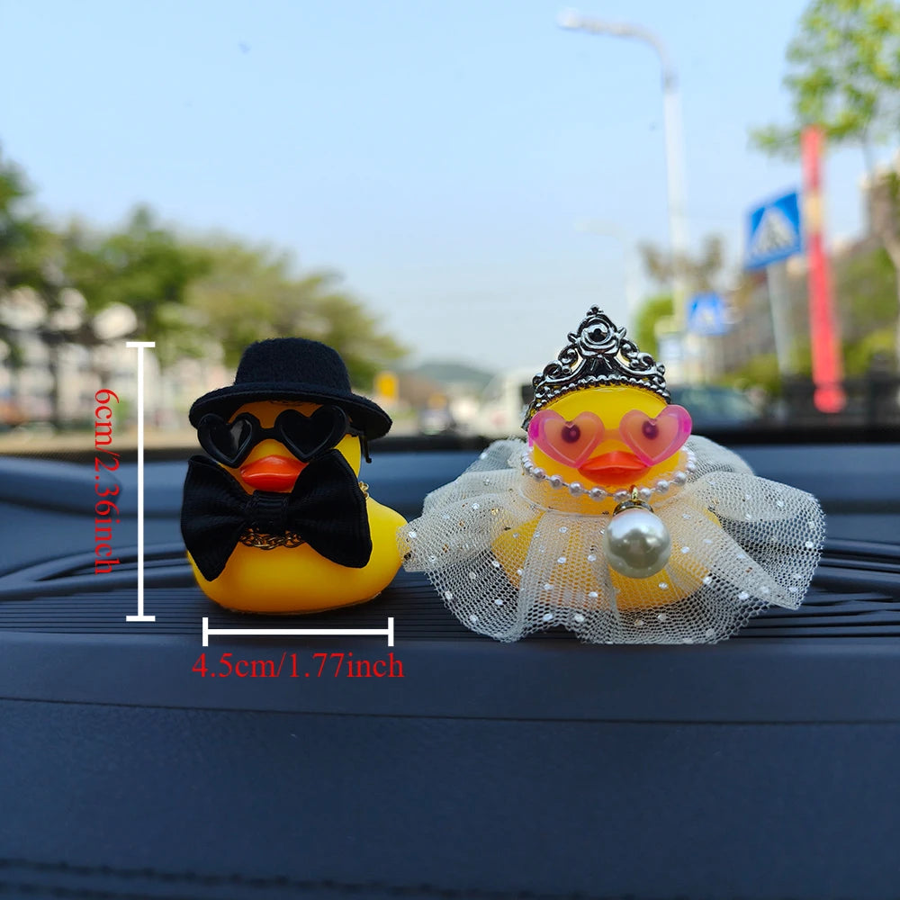 Wedding Little Yellow Duck Bride and Groom Car Dashboard Decoration Valentine's Day Couple Gift Ceremony Home Car Ornaments