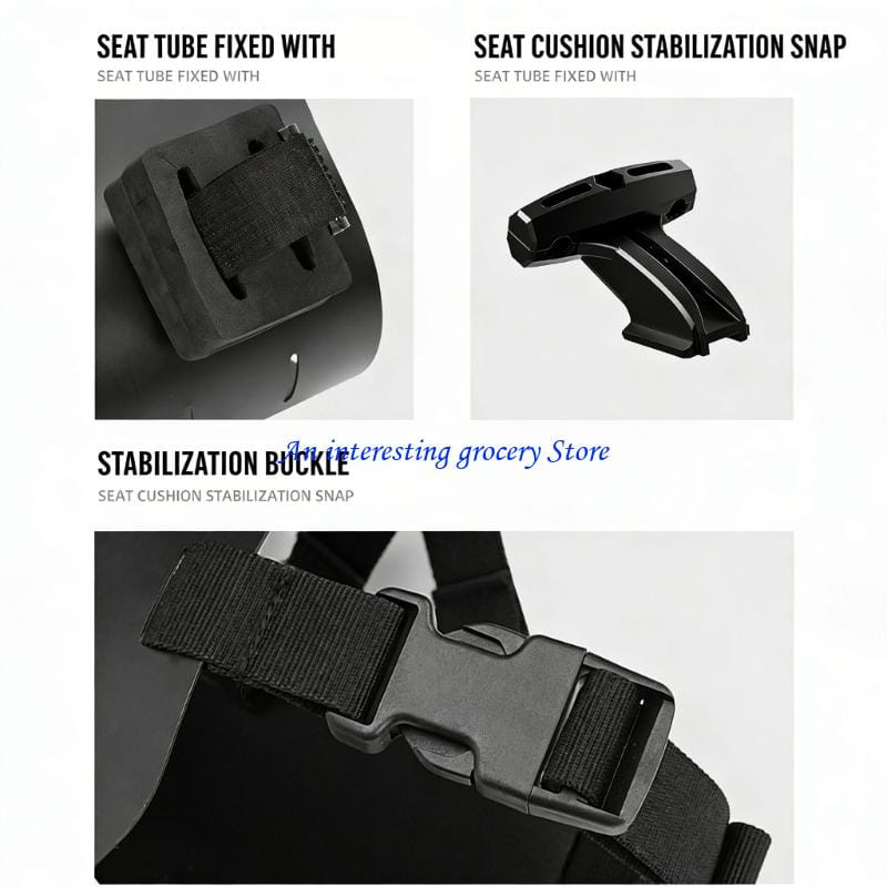 背面から示した、シートクッションの安定化用スナップバックルとストラップを備えたブラックのプラスチック製自転車サドルバッグ固定ブラケット（シートチューブへの固定用）。