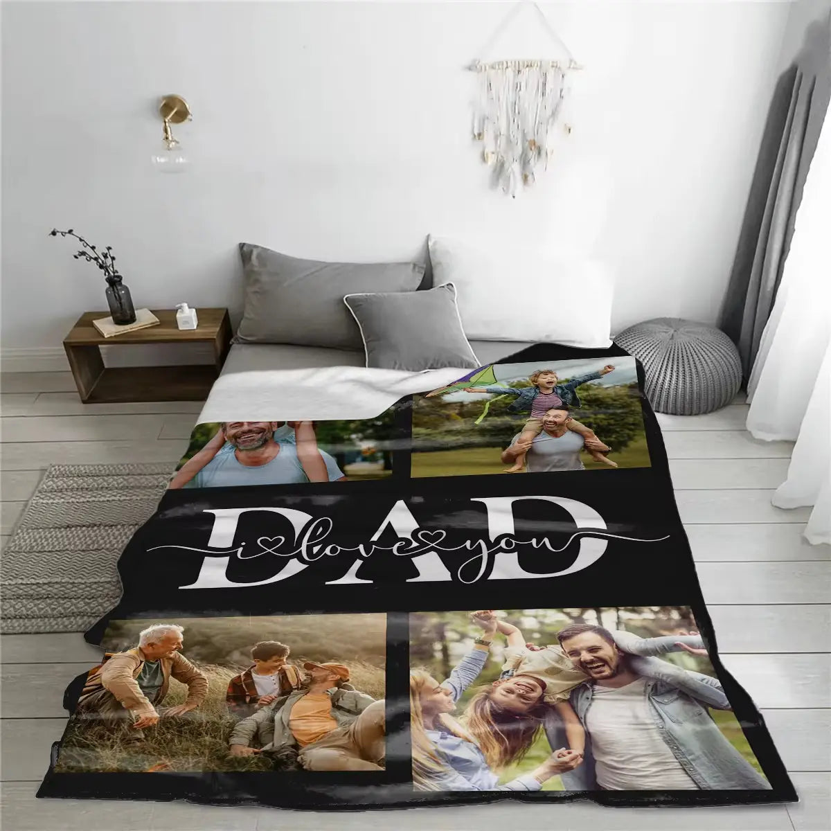 Schwarze personalisierte Fleece-Decke mit vier Familienfotos und der Formulierung „ich liebe dich, papa“ in weißer Schrift in einer individuellen Fotodecke für Papa – personalisiertes Geschenk.