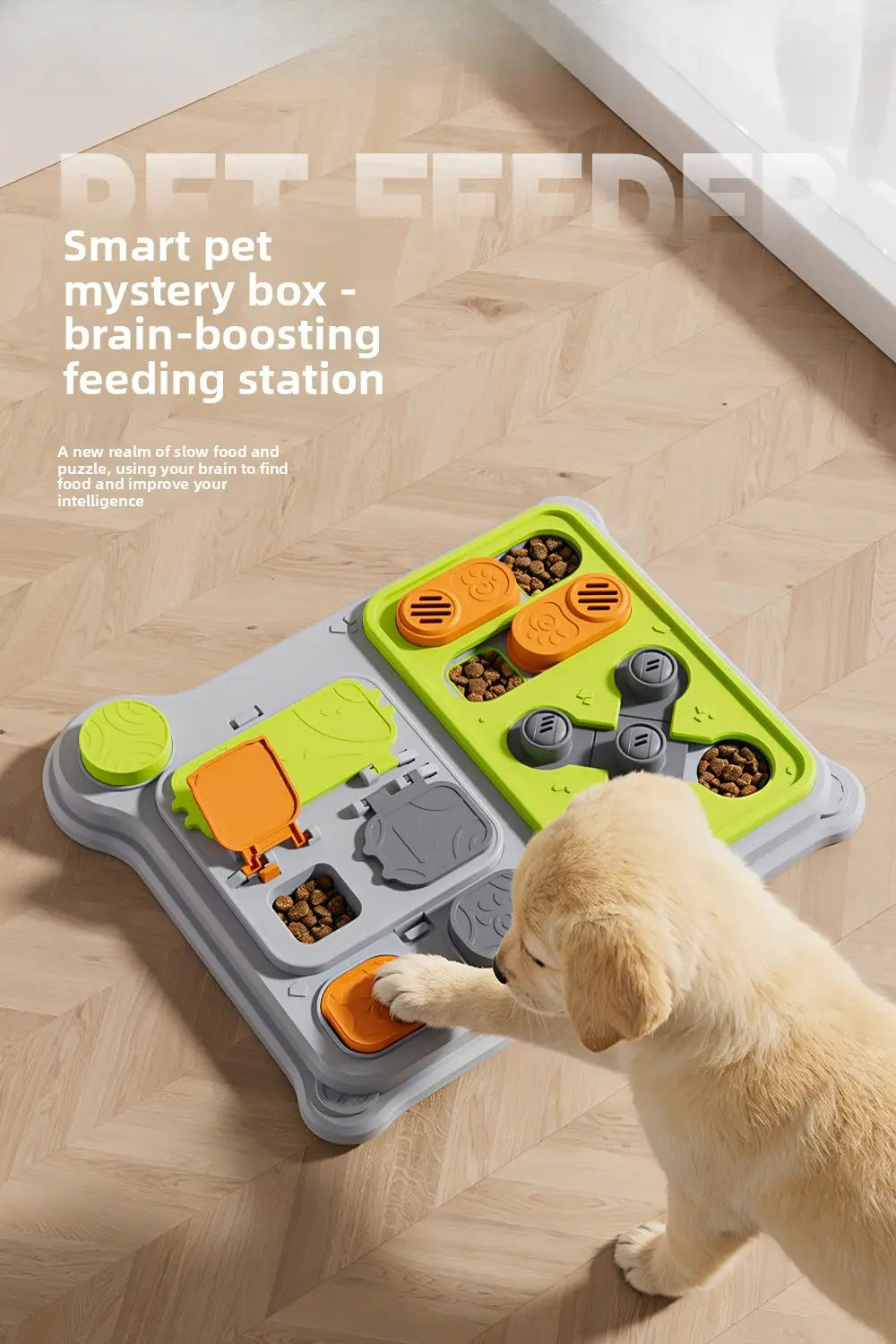 鮮やかな緑とグレーのプラスチック製インタラクティブな犬用パズルフィーダーおやつディスペンサー玩具で、オレンジ色のパズルピース玩具を備え、食べることを楽しく促すためのパズル玩具タイプ。