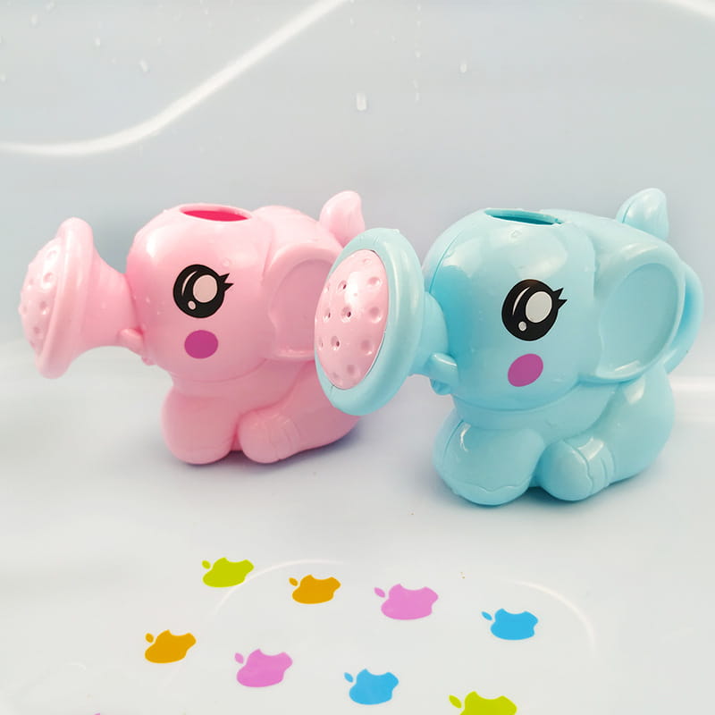Pinkfarbene und hellblaue Baby-Bade-Spielzeuge aus Kunststoff in Form eines Elefanten mit niedlichen Cartoon-Gesichtern und Wassersprühdüsen an ihren Rüsseln.