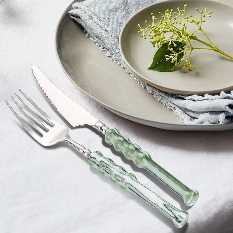 Refined Stainless Steel Western Dining Cutlery Set for Hotels