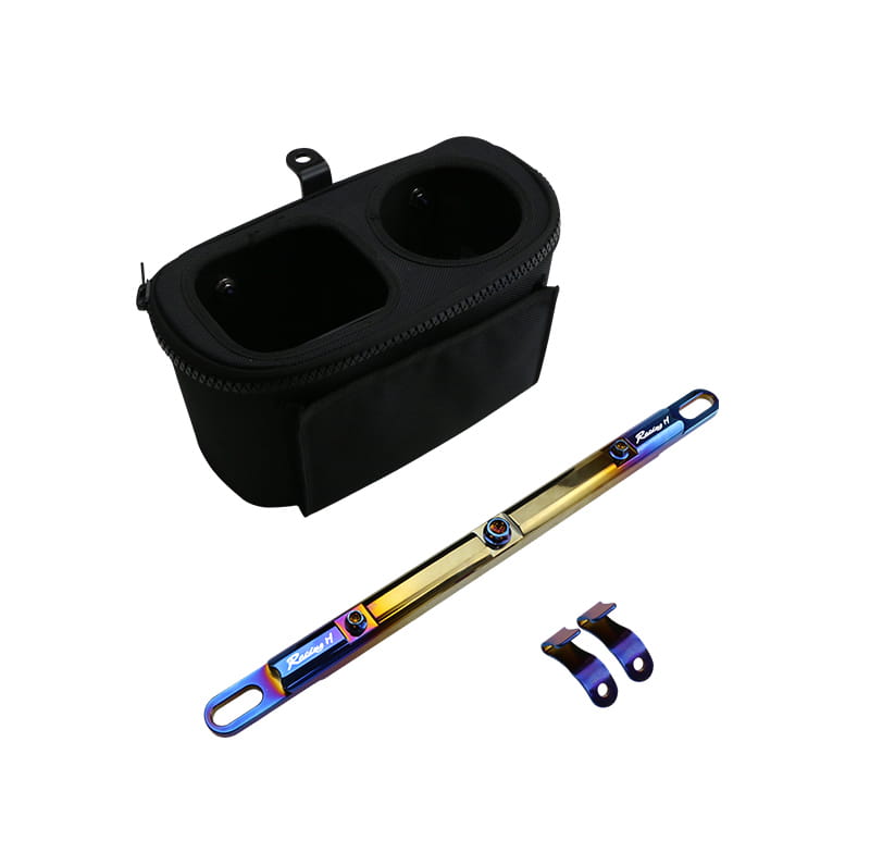 Porte-tasse à fermeture éclair noire avec deux compartiments circulaires et une poignée en boucle, associé à un support de barre d’équilibre racerx en métal à la teinte irisée arc-en-ciel pour le montage du téléphone sur le guidon de la moto.