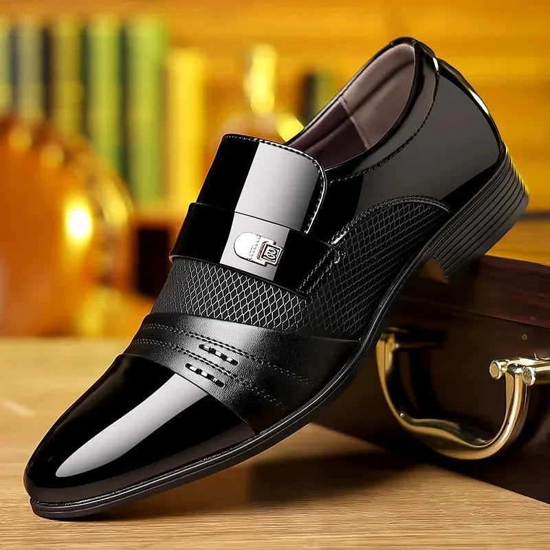 Men's Luxury Lacquer Wedding Shoes Pointed Toe Dress Shoes for Men Classic Business Men Leather Shoe Social Shoes Male Big Size