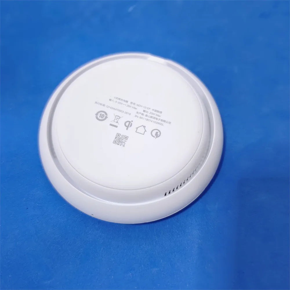 For Xiaomi 20W Wireless Charger Fast Charge QC3.0 Qi Smart Fan Charging Pad For Mi 17 Pro Max 15 14 13 12 10 11T Pro 9 Redmi K90