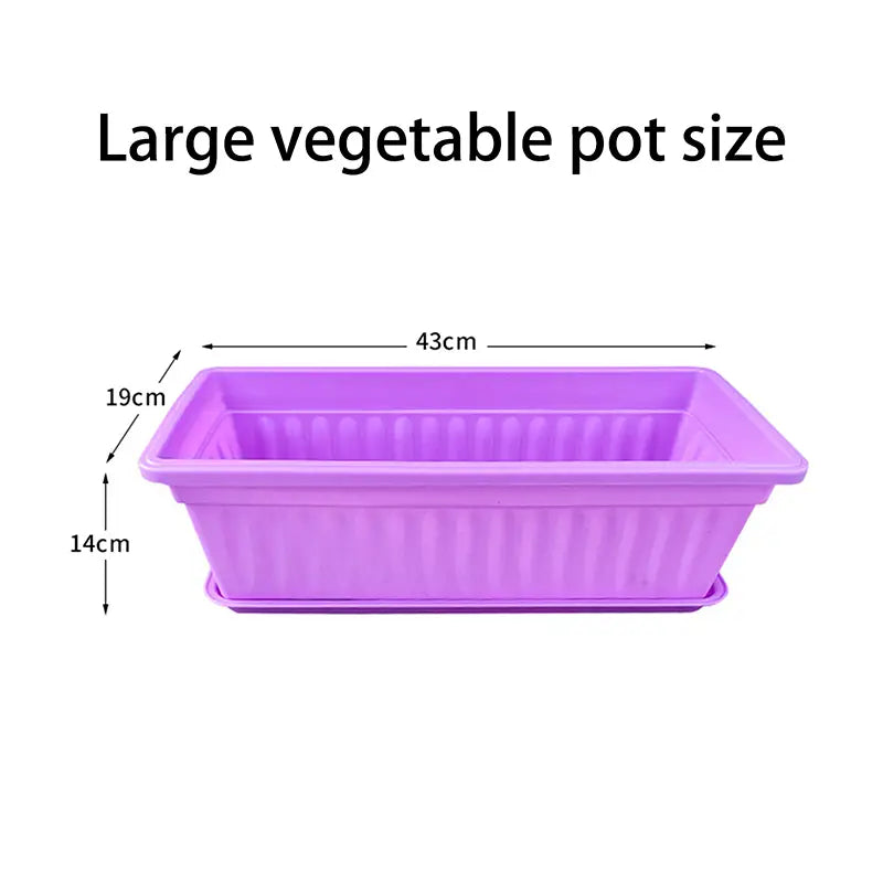 Maceta rectangular de plástico morado con lados acanalados y platillo a juego; para macetas de plantas y jardineras, úsese.