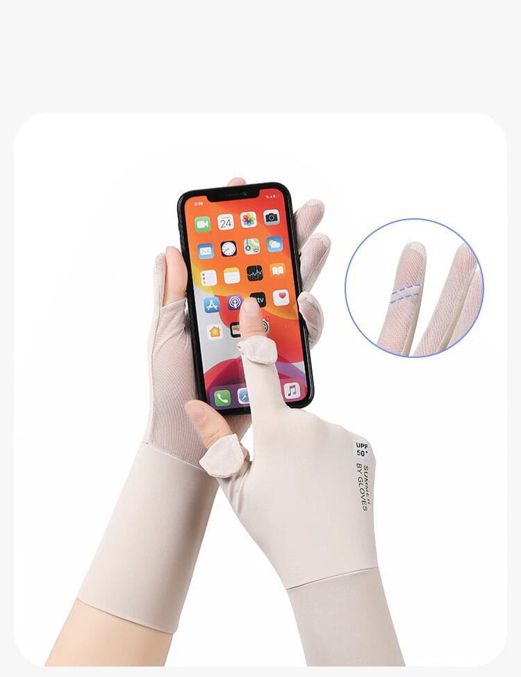 Gants de cyclisme pour femmes beige, sans doigts, assurant une protection contre les UV, avec des embouts renforcés et un tissu en maille respirante, affichés depuis le côté arrière