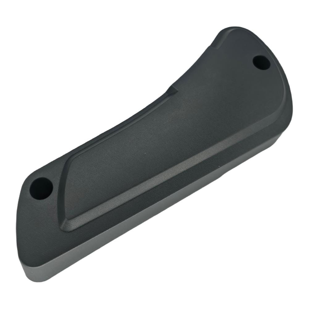 Asa de plástico negro con agarre y dos orificios circulares en cada extremo para el panel del asiento del conductor de Fiat Ducato 60911360.