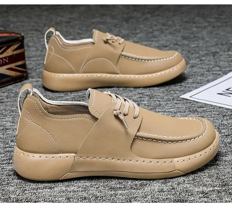 Chaussures rétro britanniques élégance décontractée pour homme en cuir beige, à lacets, couture blanche et semelle massive.