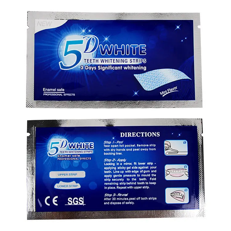 Tiras de blanqueamiento dental 5D empaquetadas en azul y plata con sabor a menta para el kit de atención dental de 14 unidades, mostradas en la imagen