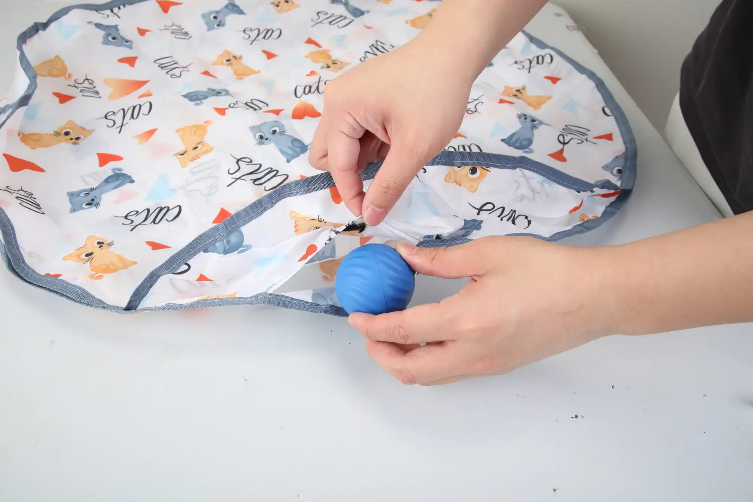 Interactive Cat Toy Ball with Hide and Seek Pouch