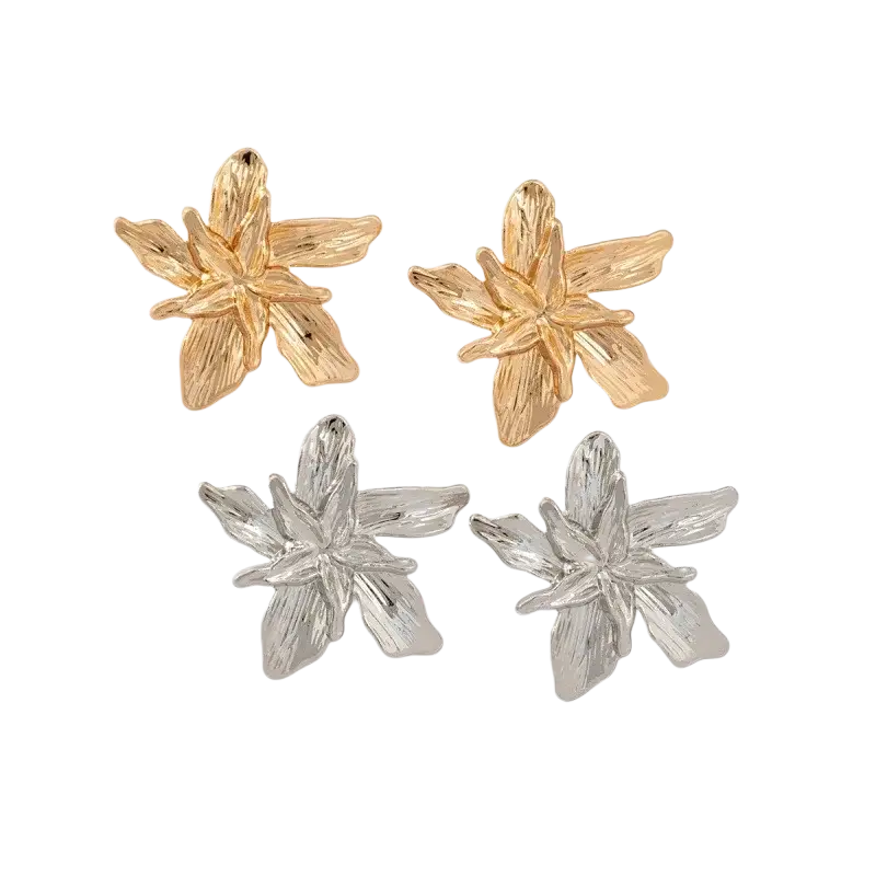 Adjustable double layer flower ring featuring gold and silver metallic flower-shaped stud earrings with textured petals